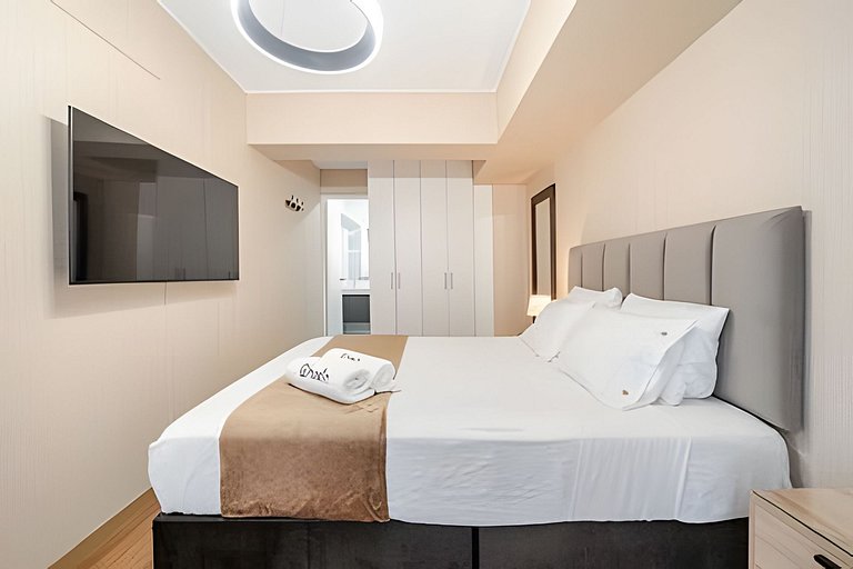 Stylish Flat 709 in the Hearth of Miraflores