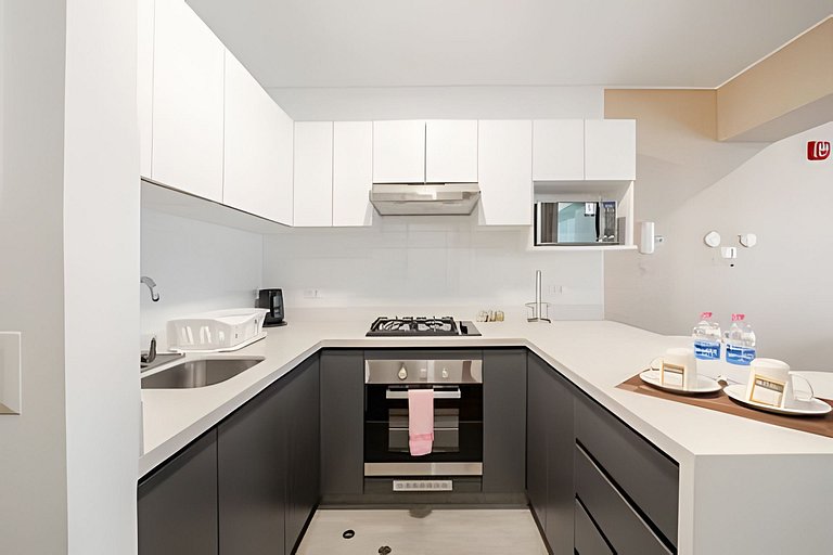 Stylish Flat 709 in the Hearth of Miraflores