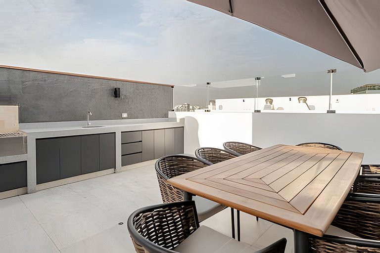 Stylish Flat 709 in the Hearth of Miraflores