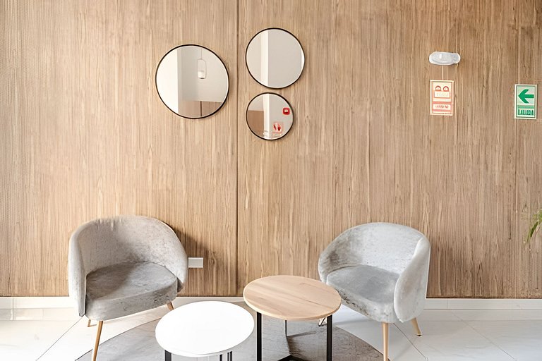 Stylish Flat 709 in the Hearth of Miraflores