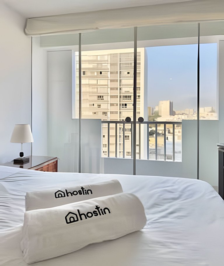 Big 3BR Apartment in the center of Miraflores