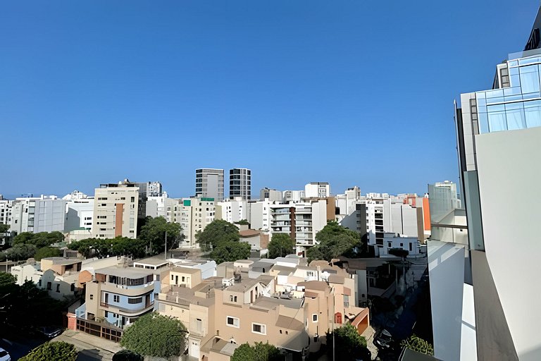 Iconic Miraflores Penthouse 3BR