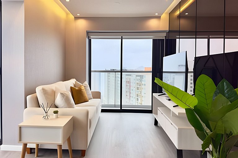 Golden New Retreat Jesus Maria