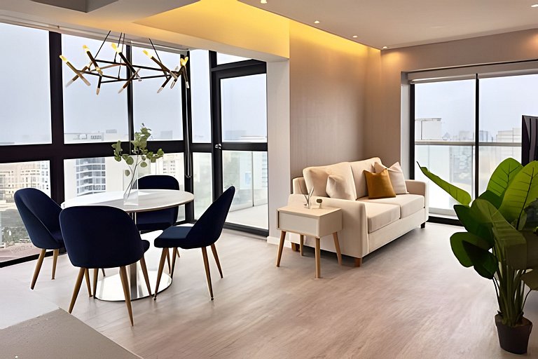 Golden New Retreat Jesus Maria