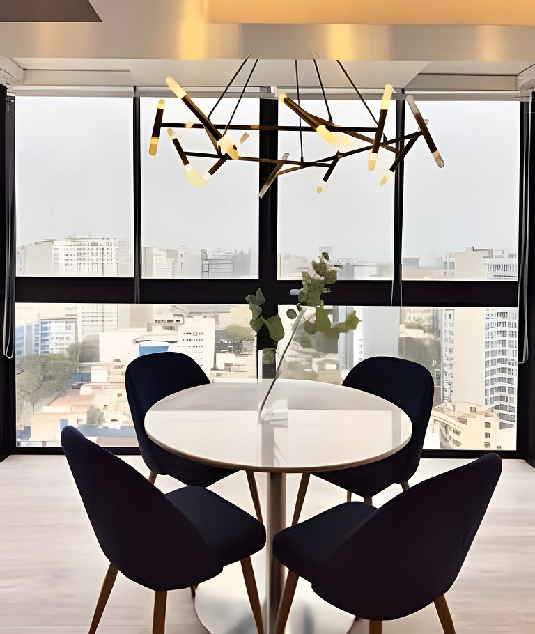 Golden New Retreat Jesus Maria