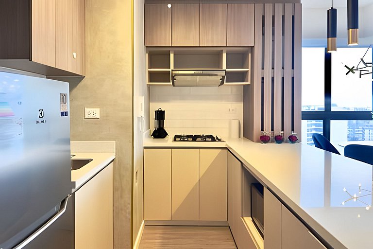 Golden New Retreat Jesus Maria