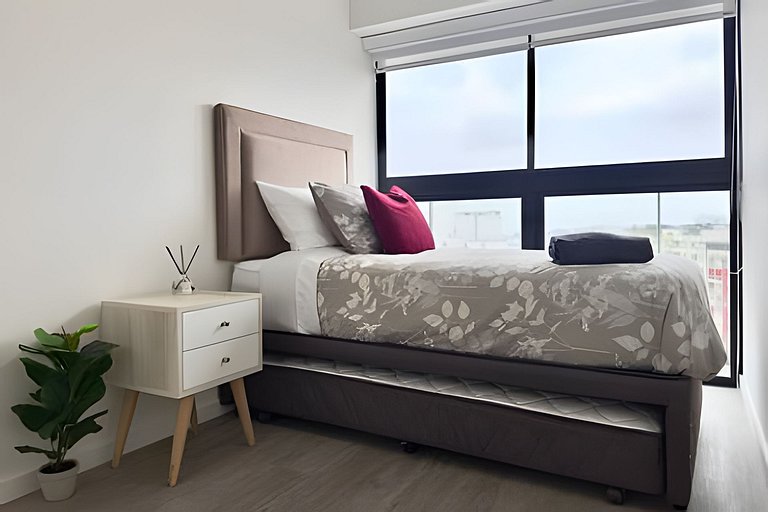 Golden New Retreat Jesus Maria