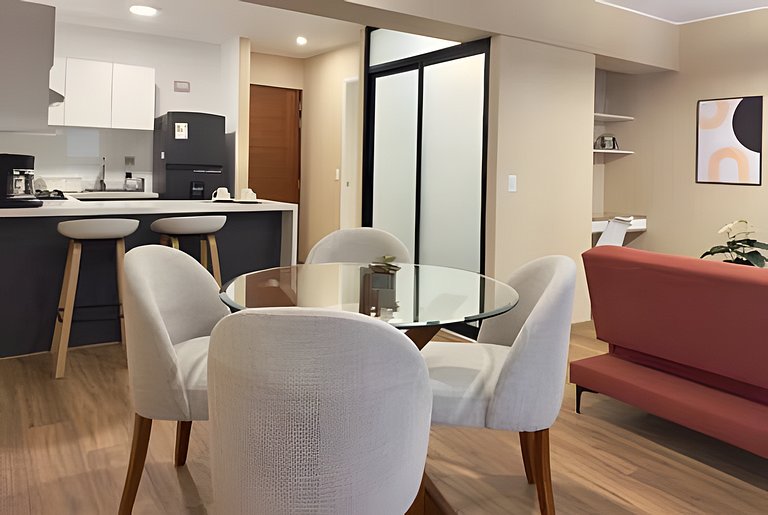 Stylish Flat 810 in the Hearth of Miraflores