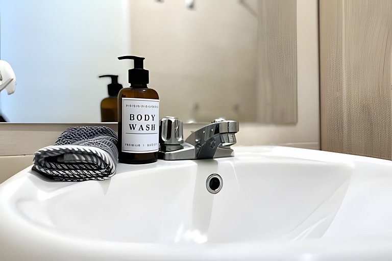 Sky Apartamento Sergio Bernales, parques y ciudad