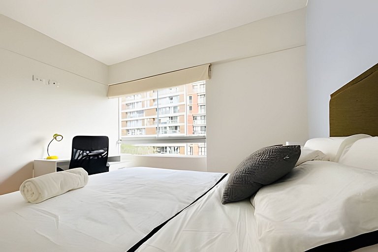 Sky Apartamento Sergio Bernales, parques y ciudad