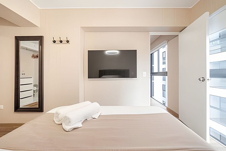 Stylish Flat 910 in the Hearth of Miraflores