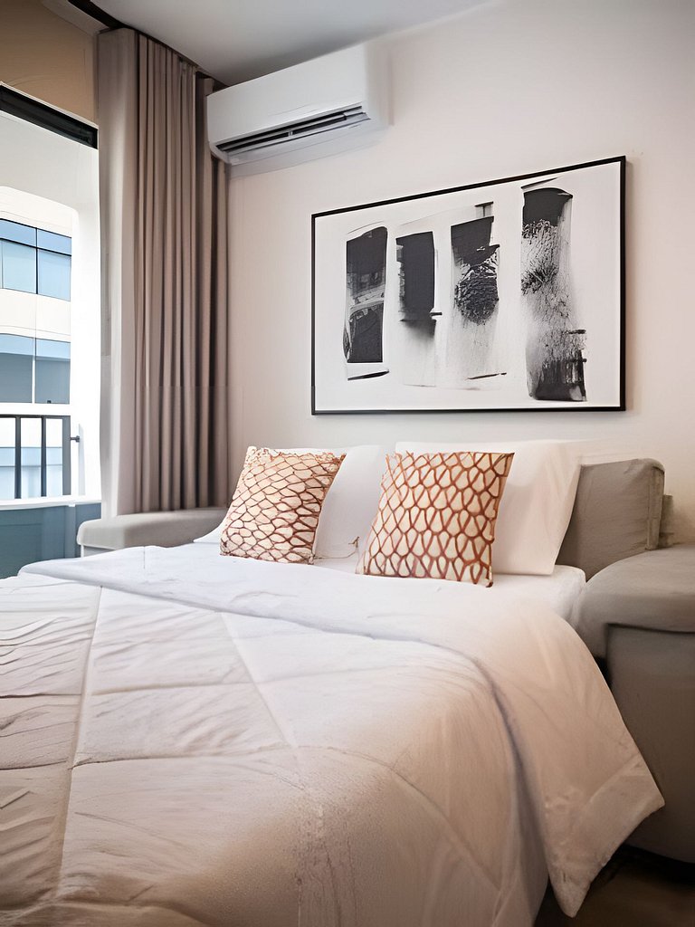 Minimalist Luxe - San Isidro