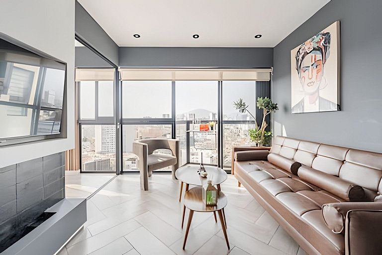 Luxury Apartment with nice view of the city