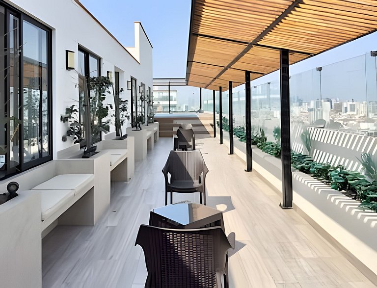 Luxury Apartment with nice view of the city
