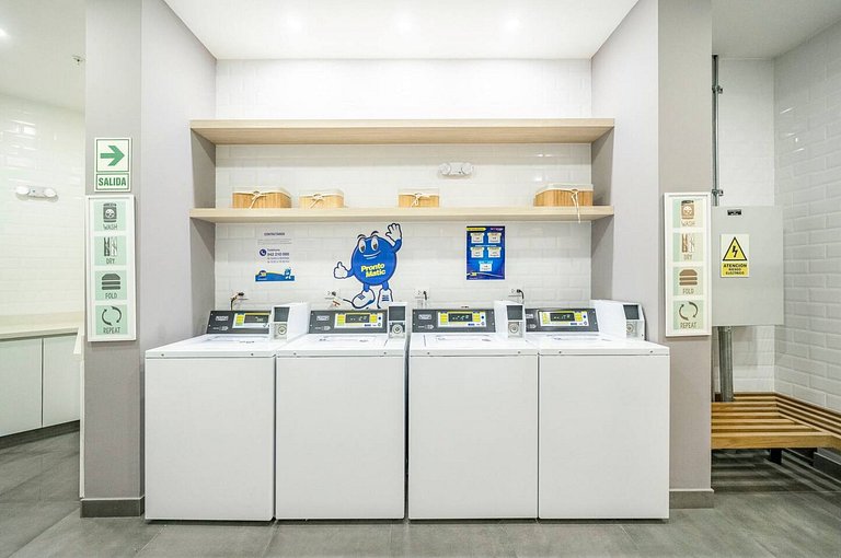 Minimalist Luxe - San Isidro