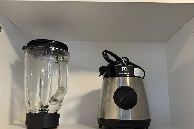 New & Spacious Apartment in Lince