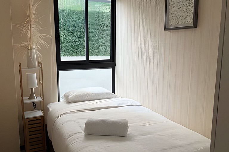 New & Spacious Apartment in Lince