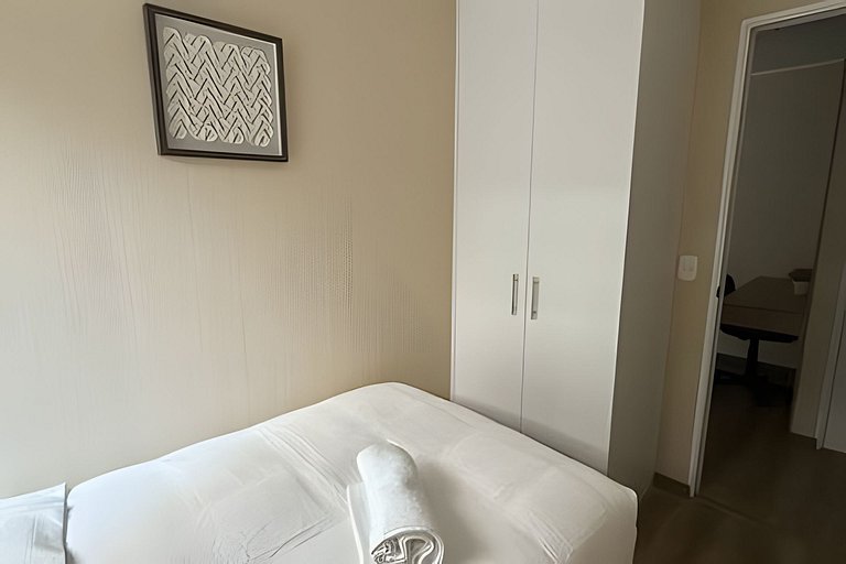 New & Spacious Apartment in Lince