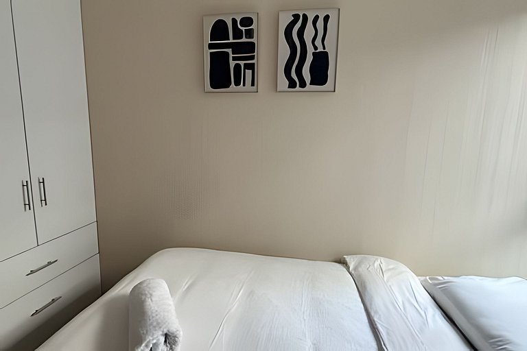 New & Spacious Apartment in Lince