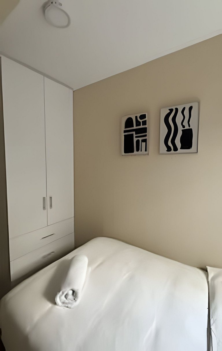 New & Spacious Apartment in Lince