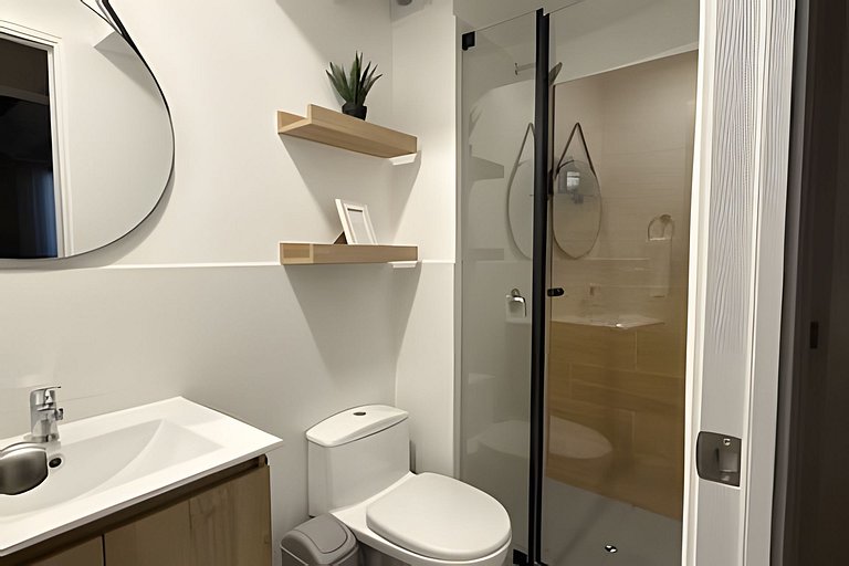 New & Spacious Apartment in Lince