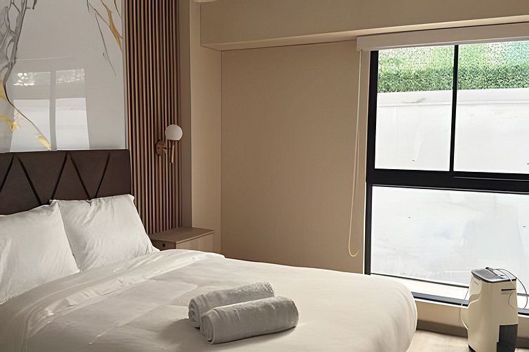 New & Spacious Apartment in Lince