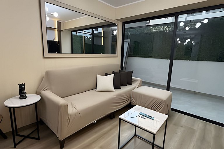 New & Spacious Apartment in Lince