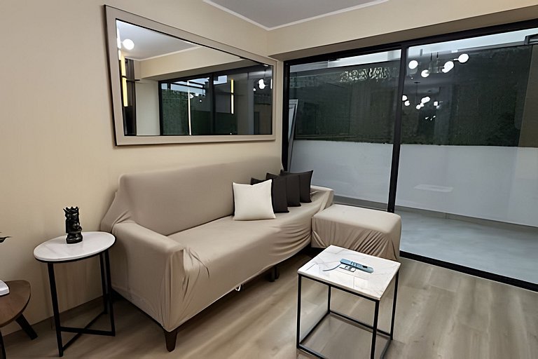 New & Spacious Apartment in Lince