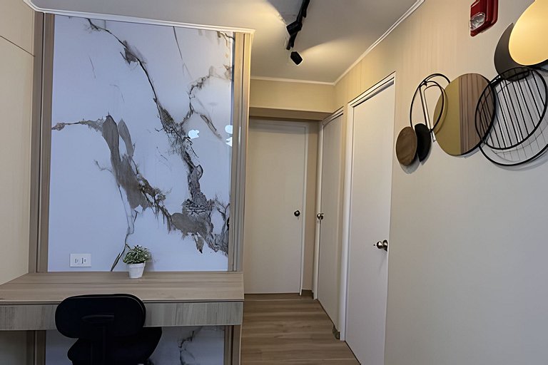 New & Spacious Apartment in Lince