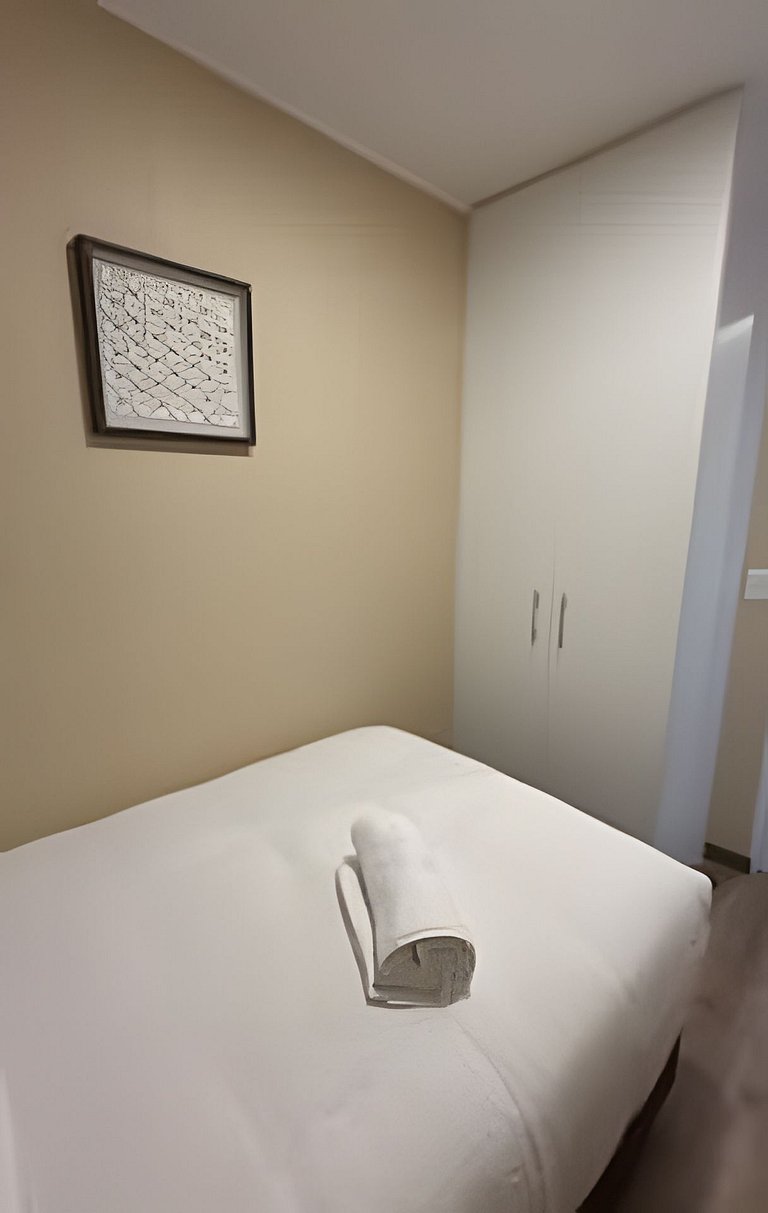 New & Spacious Apartment in Lince