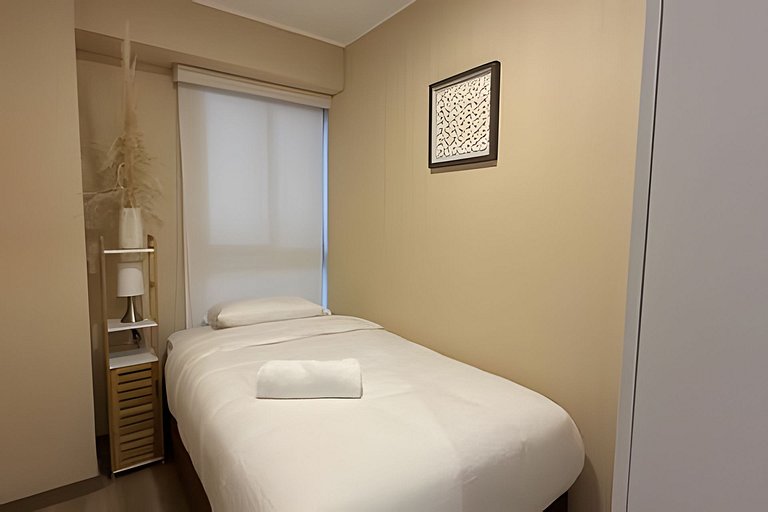 New & Spacious Apartment in Lince