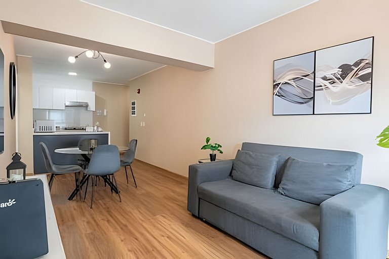 Stylish Flat 811 in the Heart of Miraflores
